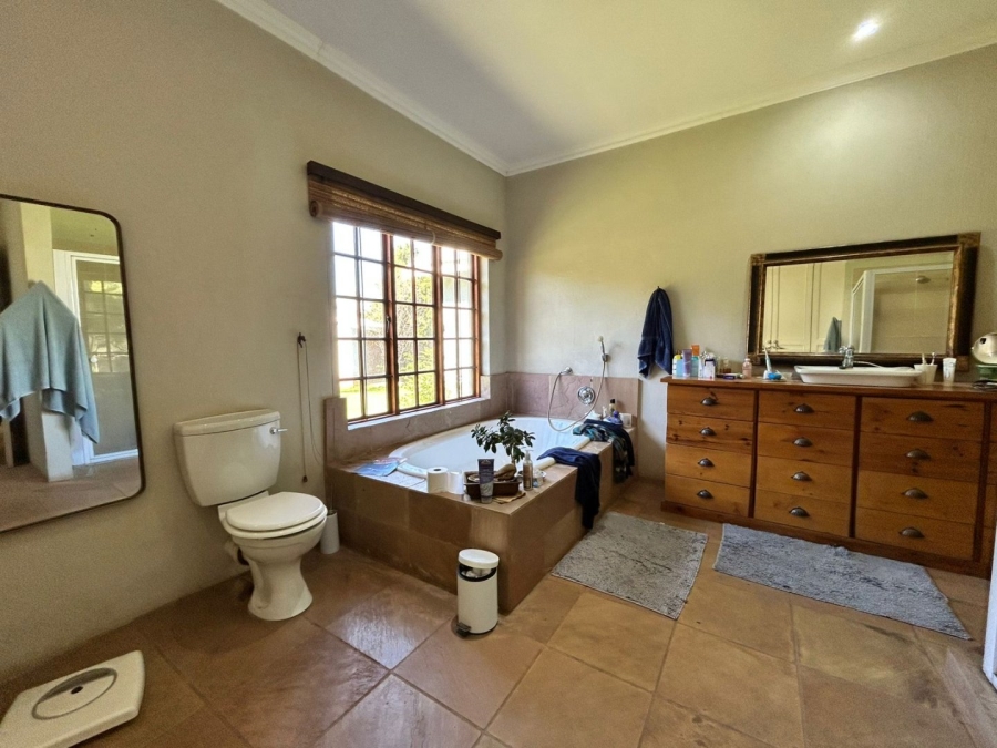 3 Bedroom Property for Sale in Hartbeesfontein North West